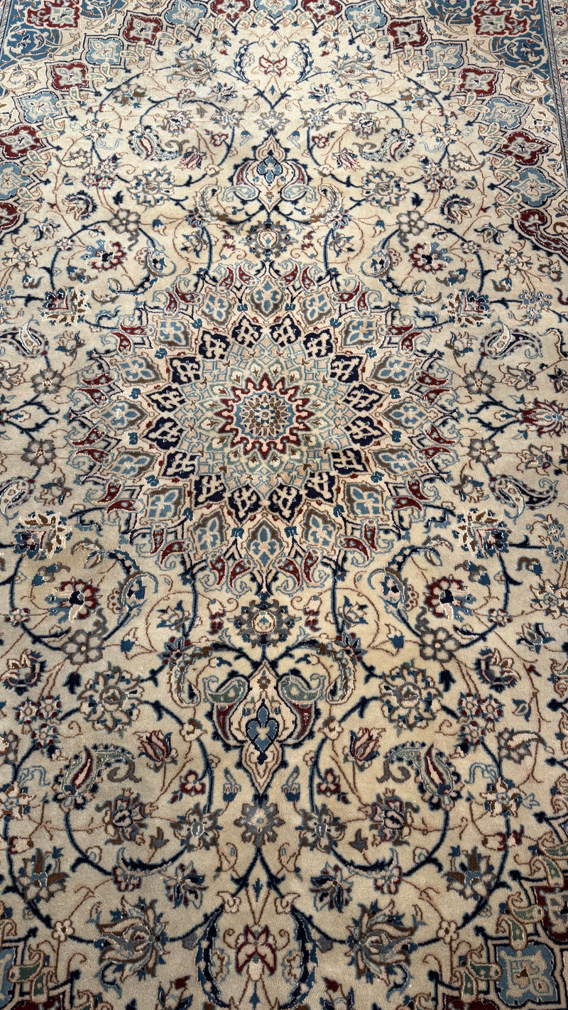 Vintage  Persian Nain Ivory 7 x 10